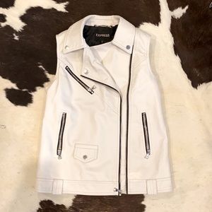 Express Vest